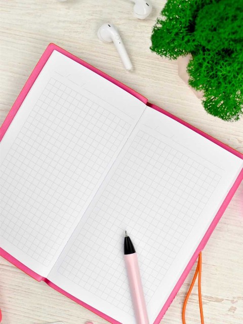 Зап. книжка А6 128л Escalada Виннер оранжевый + Виннер малиновый Превью 2