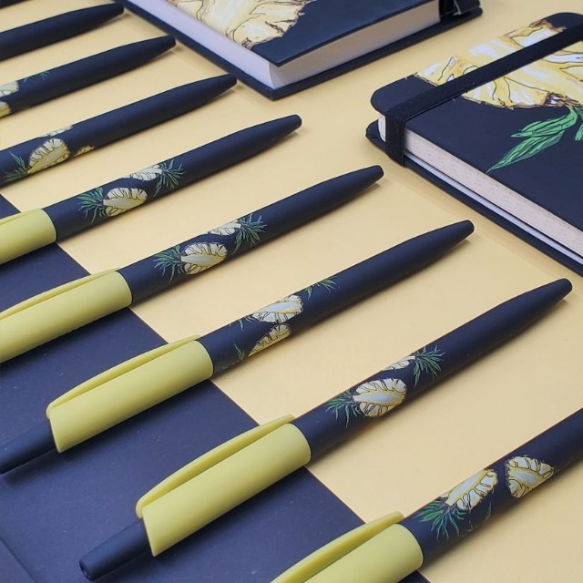 Ручка шариковая синяя BV HappyClick Fresh&Fruity Ананас 0,5мм принт Превью 9