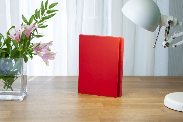 Ежедневник А5 BV Megapolis Magnet красный, в подар. коробке недат Превью 1