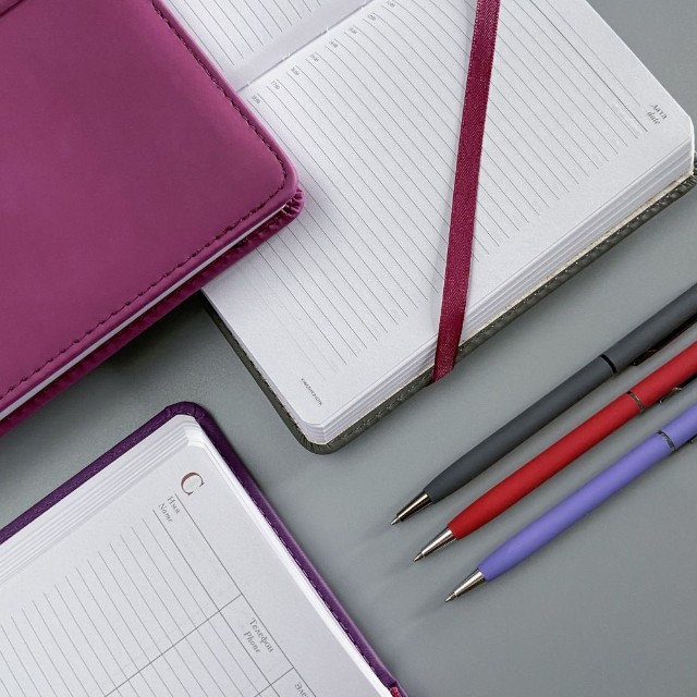 Ежедневник А6 Velvet фиолетовый недат. Превью 4