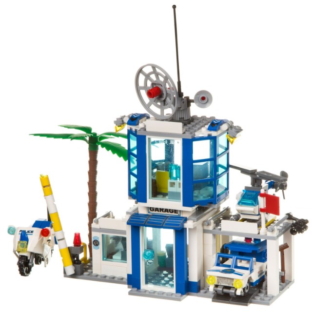 Конструктор Полицейский патруль Полицейский участок, 365дет. Превью 3