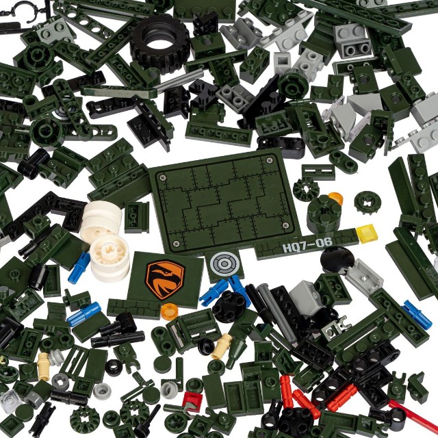 Конструктор Военный Десант Зенитная установка 450дет. Превью 2