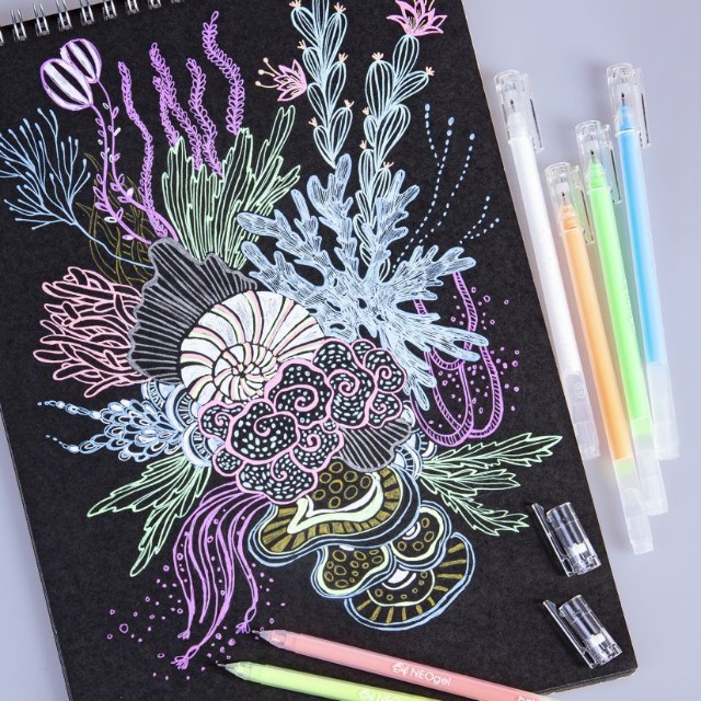 Скетчбук А4 20л спир (черная бумага 200г/м2) Превью 1