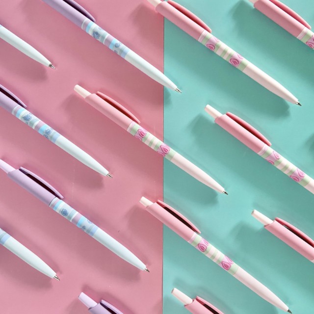 Ручка шариковая синяя BV HappyClick Ягодные тортики. Ежевика Превью 1