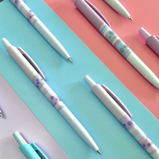 Ручка шариковая синяя BV HappyClick Ягодные тортики. Ежевика Превью 5