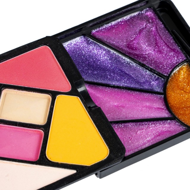 Набор детской декоративной косметики Bondibon Eva Moda тени для век-13шт, блеск для губ-5шт., румяна-6шт. Превью 6